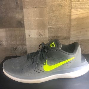 Nike flex 2017 RN runner shoe size 8.5